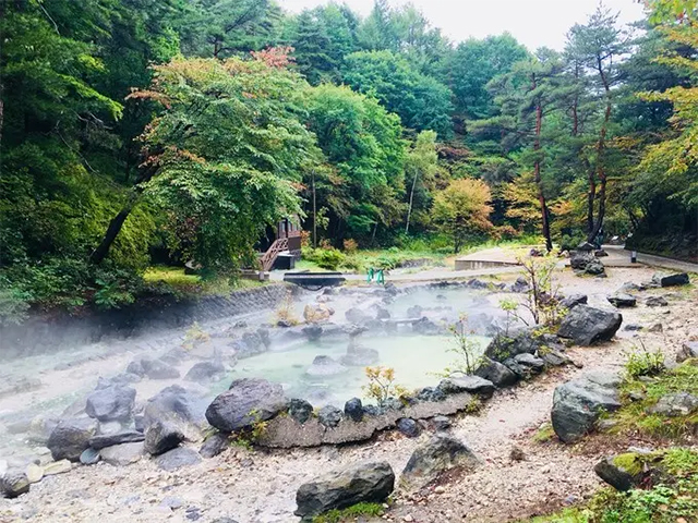 草津溫泉.jpg